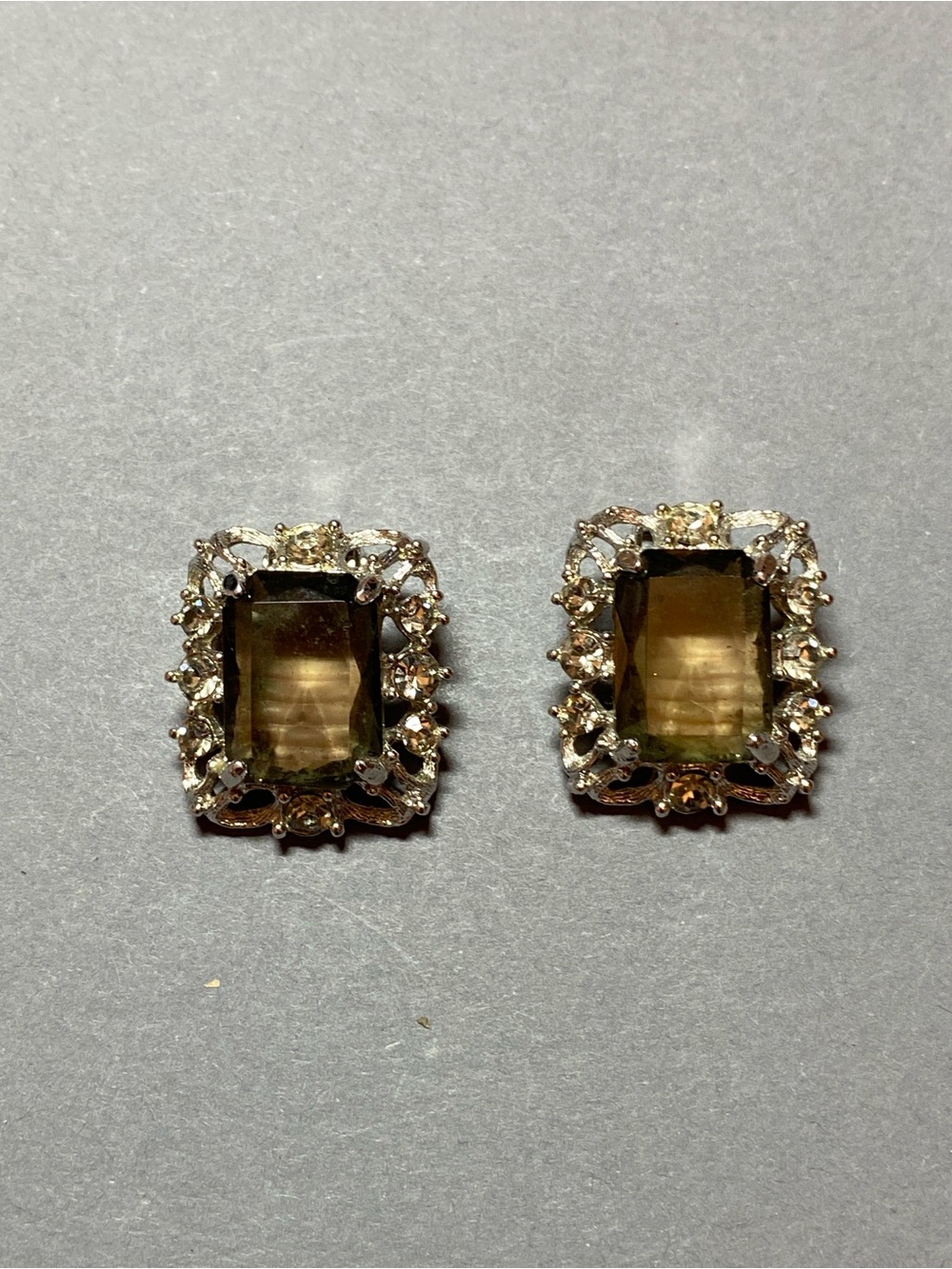 Vintage Sarah coventry smokey rhinestone clip earrings